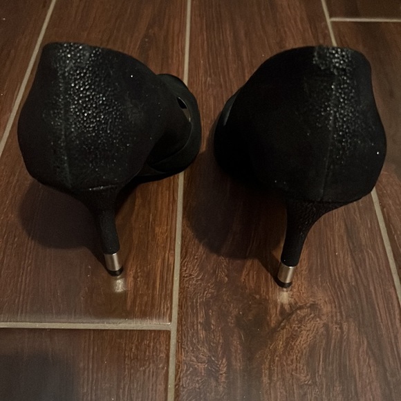 BCBGeneration Izzie Heels - Picture 2 of 7